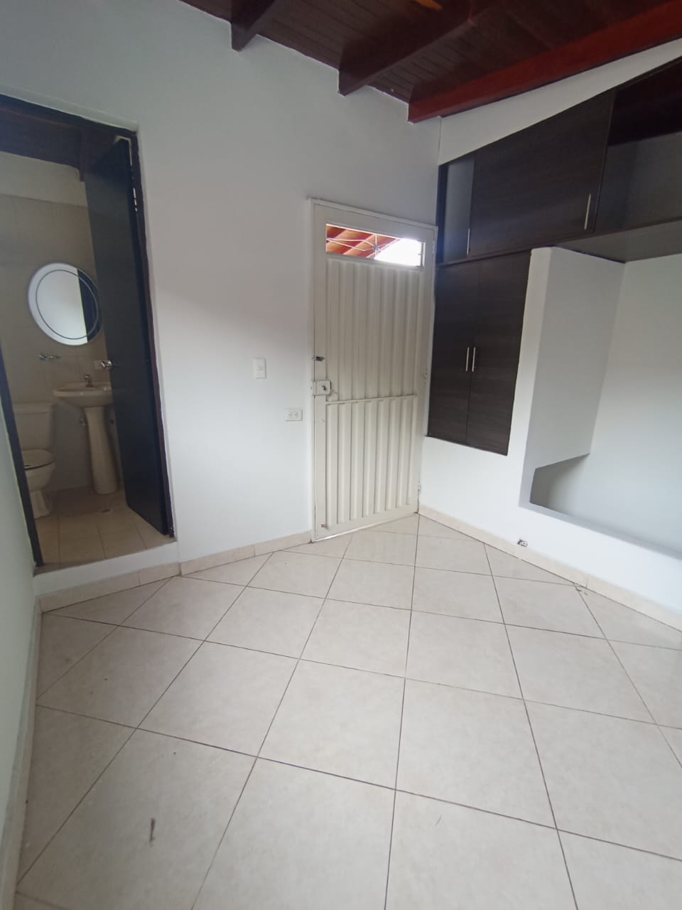 WhatsApp Image 2026-04-08 at 2.15.23 PM-4