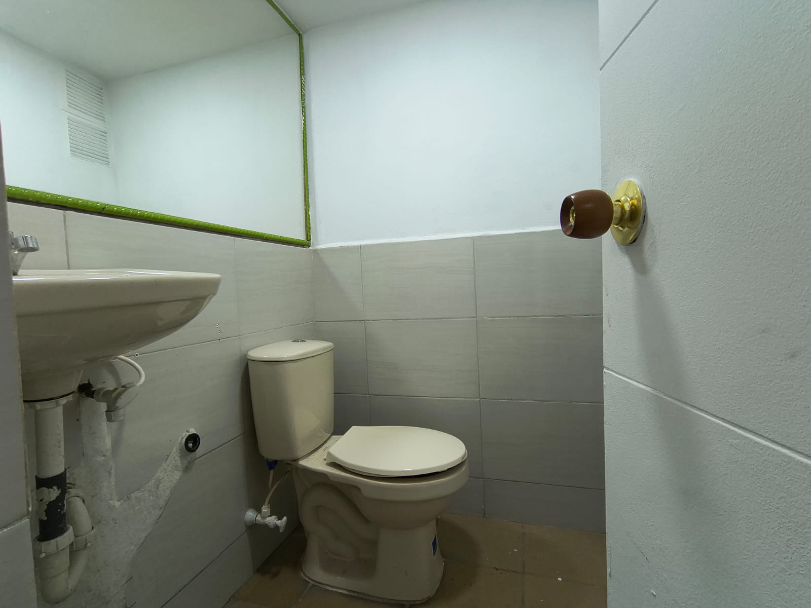 WhatsApp Image 2026-04-09 at 10.52.44 AM